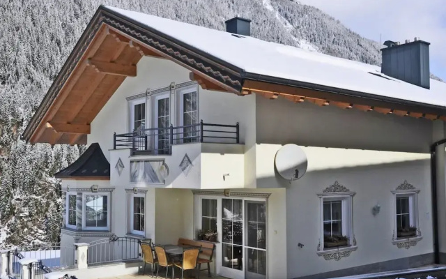 Apartment in See in Tyrol on the ski Slopes