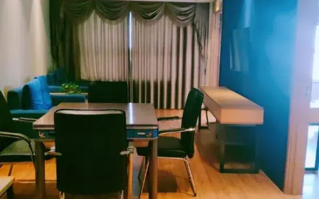Longfengyuan Hotel