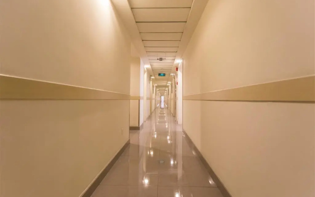 Yunxia Hotel