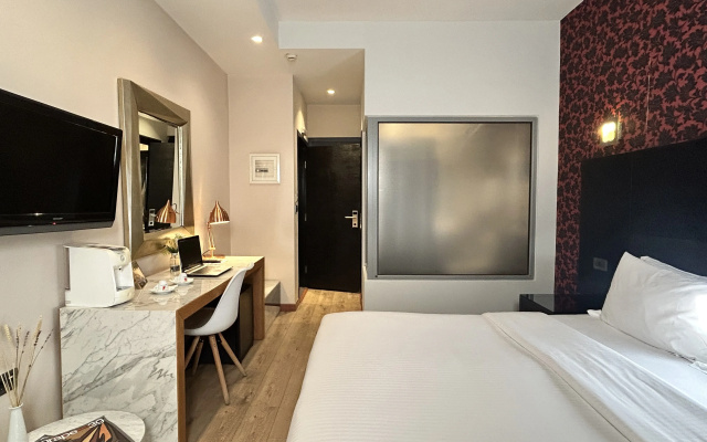Areos Hotel