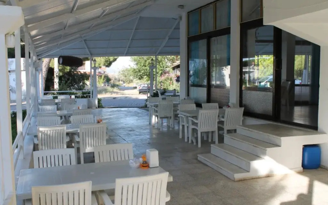 Voyager Hotel