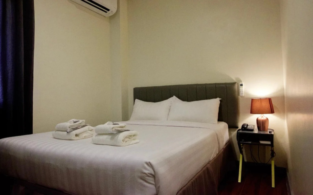 Crevice Hotel