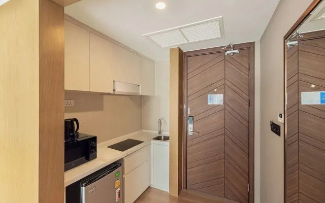 Studio in LaVita Condo in Rawai 7501