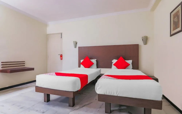 Oyo 42638 Hotel Planet Grande