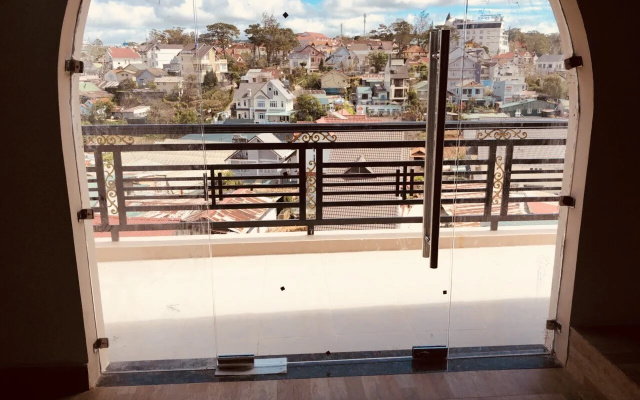 Hotel 111