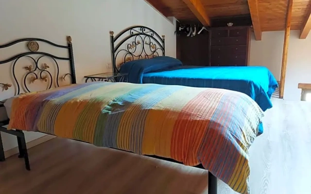 La Casa Sull'aia,AV