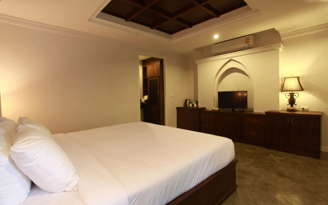 Chompor Lanna Hotel