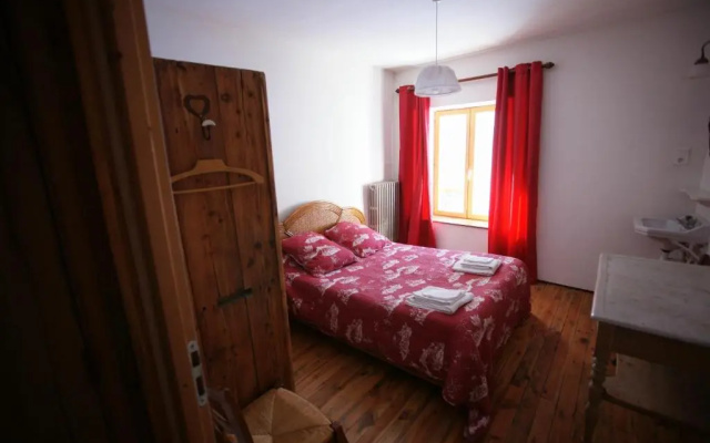 Chez Jean Pierre - 4 bedrooms in a 17th century house