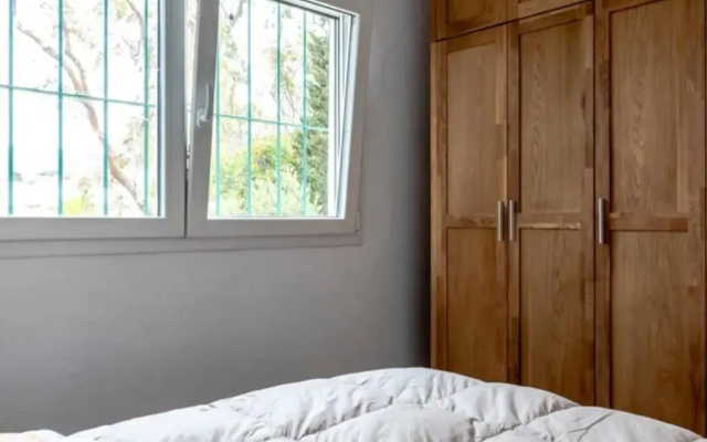 TurAlmeria - Casa Tranquila con Jardín y Aparcamiento privado