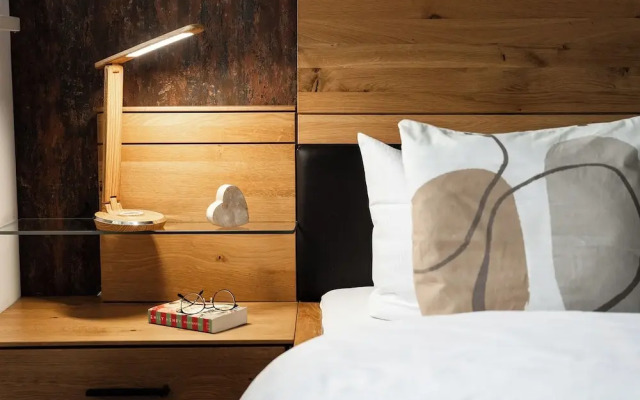 Hotel Vier Jahreszeiten direkt an den Kliniken und Therme Bad Krozingen, nahe Freiburg