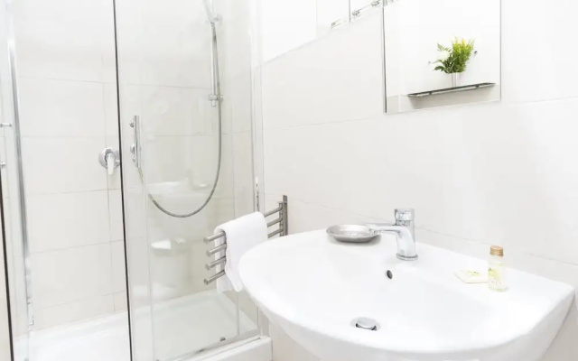 Rome As You Feel - Viminale Apartment