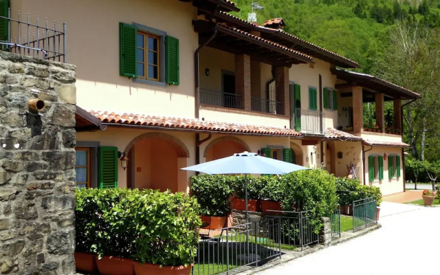 Rustically Decorated, Stylish Property