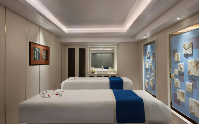 Sheraton Grand Pune Bund Garden Hotel