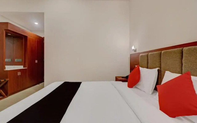 Kizhakkambalam Tourist Home by OYO Rooms