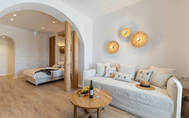 Almiriki Naxos Beachside Living