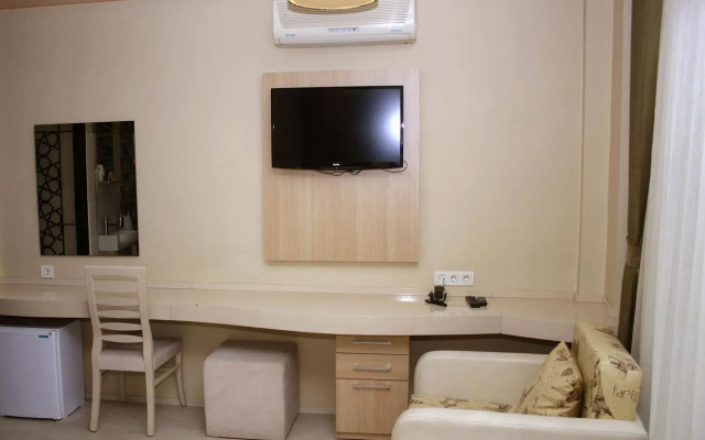 The Beyoglu House