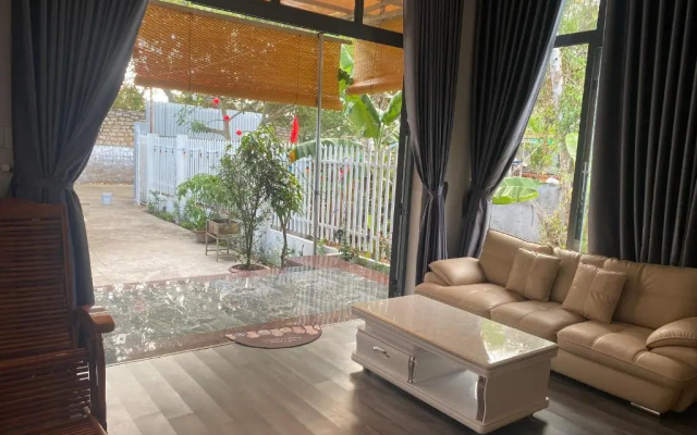 Nắng homestay
