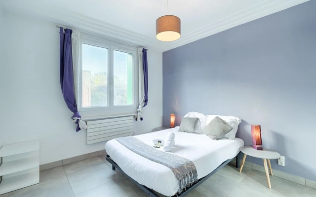 4-room Apartment at the Crossroads Marseille Life