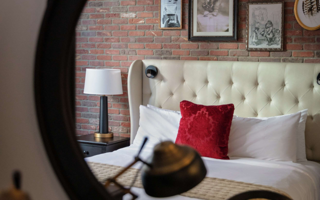 The Foundry Hotel Asheville, Curio Collection by Hilton