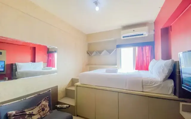 Serene Studio Room At 5Th Floor Suites @Metro Apartment