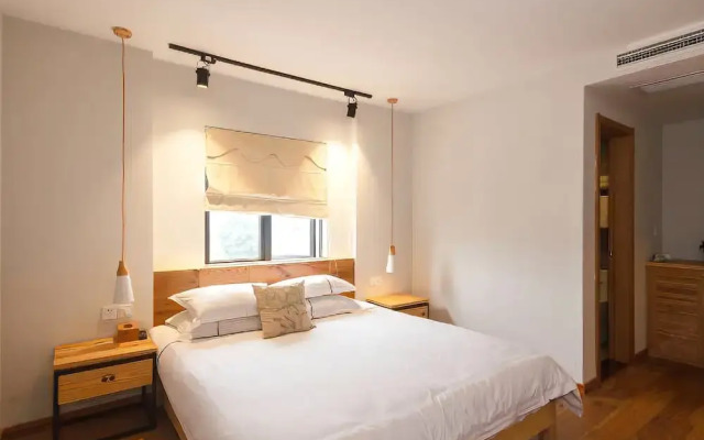 Yue Love Hotel