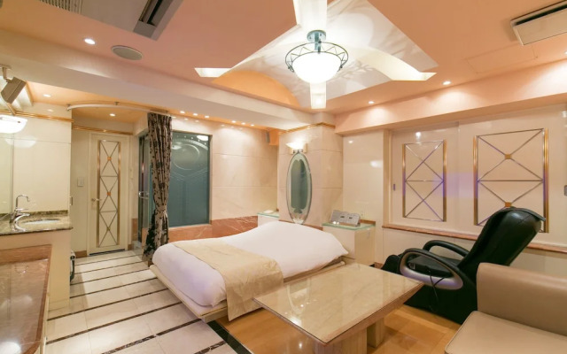 HOTEL D-WAVE Shinjuku - Adults Only