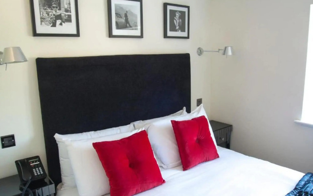 Ship Leopard Hotel – No Children