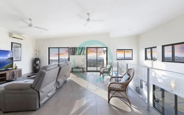 Pinnacle Penthouse Ambience Views Pool Gym