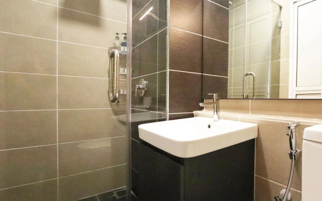 D Pristine Family Suites By Holi
