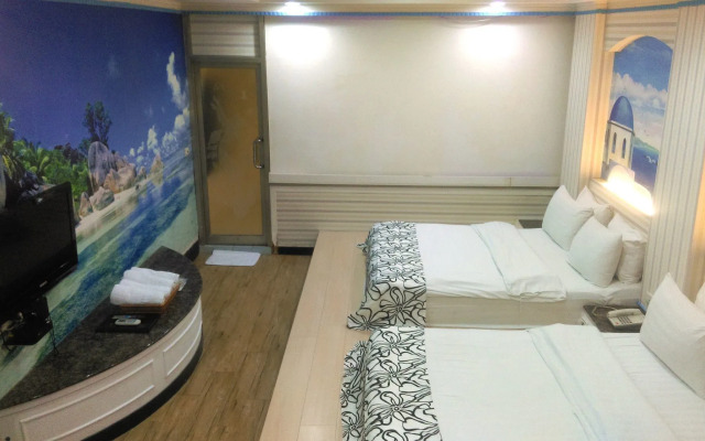 HeYue Hotel