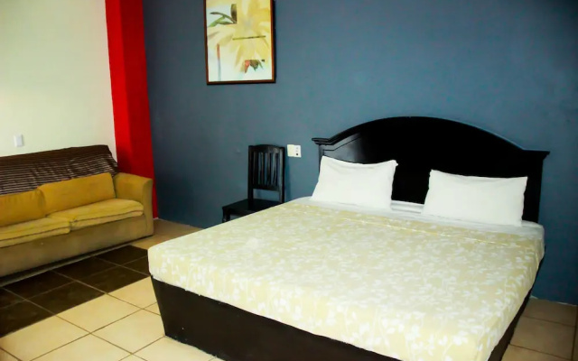 Hotel Pacific