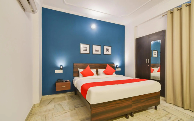 OYO 76041 Hotel Gangashrey