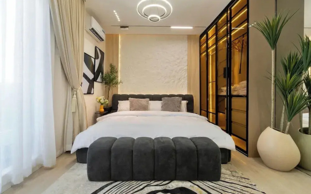 Becca Beach Apartment