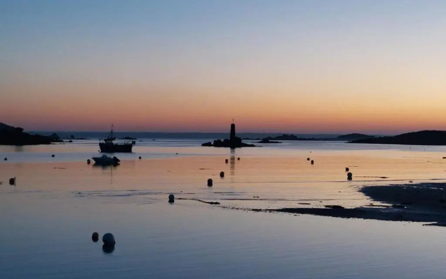 Île Grande, Location maison saisonnière chez Dom et Cathy C