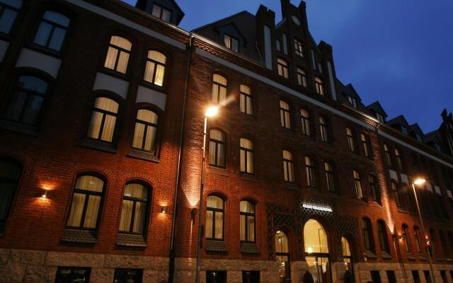 Grand Palace Hotel Hannover вид на фасад