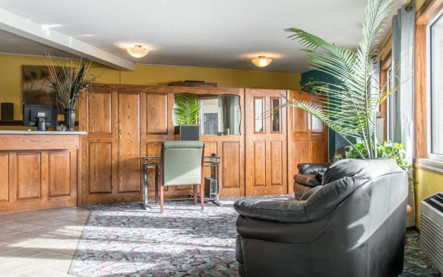 Regency Inn And Suites