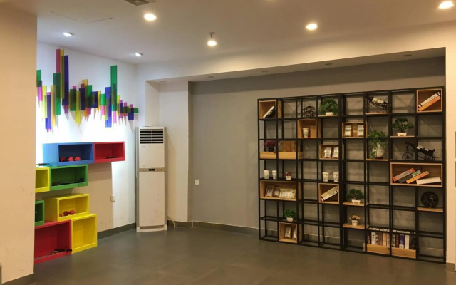 7 Days Inn Shenzhen Longgang Nalian Subway Station Branch
