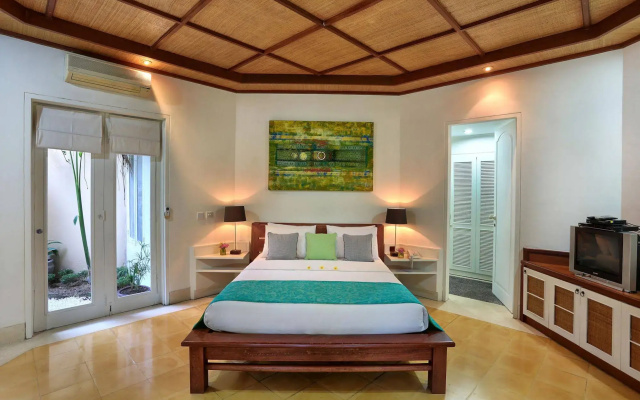 Gajah Biru Bungalows Hotel