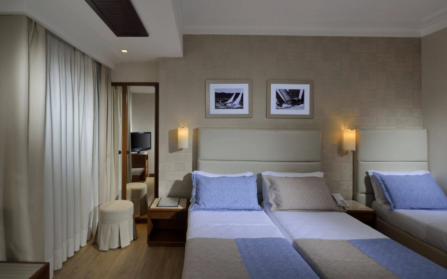 Best Western Signature Collection Hotel Paradiso