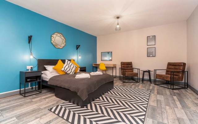 Pine Suite - Studio Apartment - Talbot Road