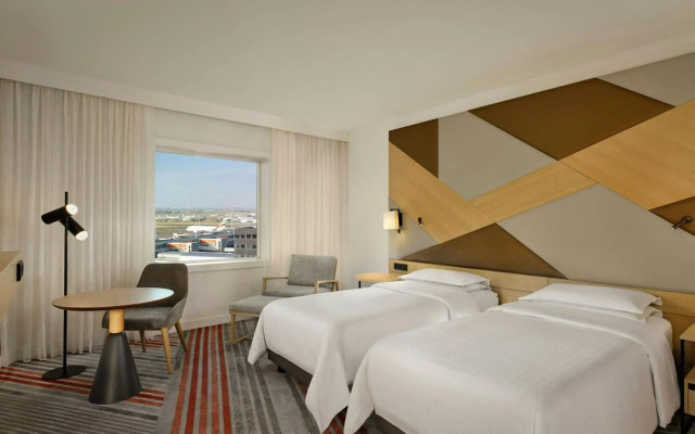 Sheraton Amsterdam Airport Hotel and Conference Center
