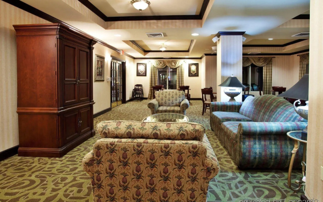 Holiday Inn Express & Suites W. Monroe by IHG