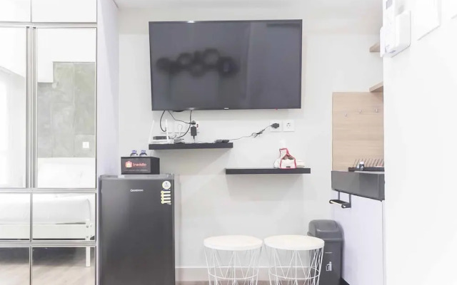 Comfortable Studio at Springlake Summarecon Apartment near Mall