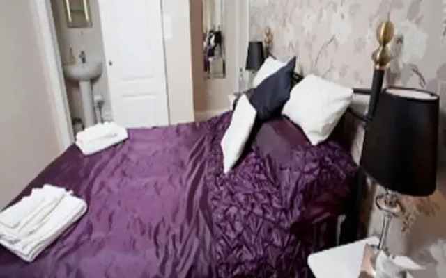 Carlton Guest House