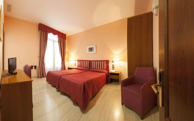 Alba Hotel