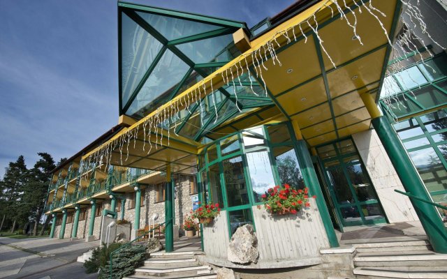 Отель Forton Словакия, Нова-Лесна - отзывы, цены и фото номеров - забронировать отель Forton онлайн вид на фасад