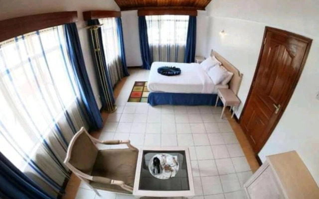 Stay.Plus Hurlingham B&B Suite
