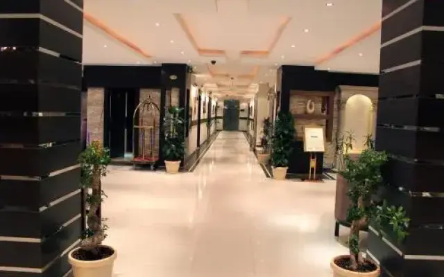 Rest Night Hotel Suites - Al Ta`awon-hussin Bin Ali