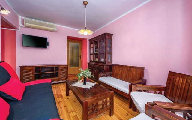 Beautiful Home in Nedescina With Wifi and 3 Bedrooms