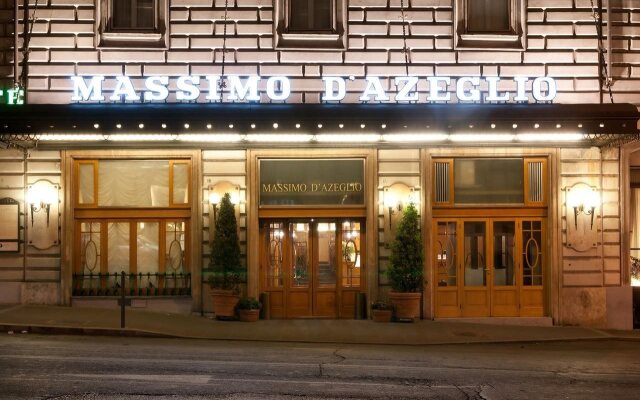 Отель Bettoja Hotel Massimo dAzeglio Италия, Рим - 3 отзыва об отеле, цены и фото номеров - забронировать отель Bettoja Hotel Massimo dAzeglio онлайн вид на фасад